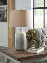 Load image into Gallery viewer, Marnina Table Lamp Set of 2
