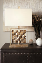 Load image into Gallery viewer, Evera Table Lamp

