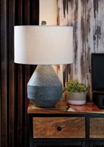 Load image into Gallery viewer, Kristeva Table Lamp
