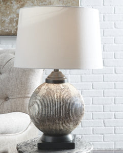 Cailan Table Lamp