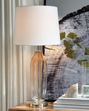 Load image into Gallery viewer, Sheyla Table Lamp

