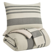 Load image into Gallery viewer, Schukei 3-Piece King Comforter Set
