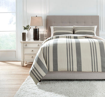 Schukei 3-Piece King Comforter Set