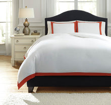 Load image into Gallery viewer, Ransik Pike 3-Piece Queen Duvet Cover Set
