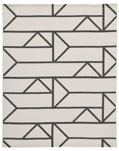 Derval 8 x 10 Rug