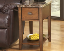 Load image into Gallery viewer, Breegin Chairside End Table
